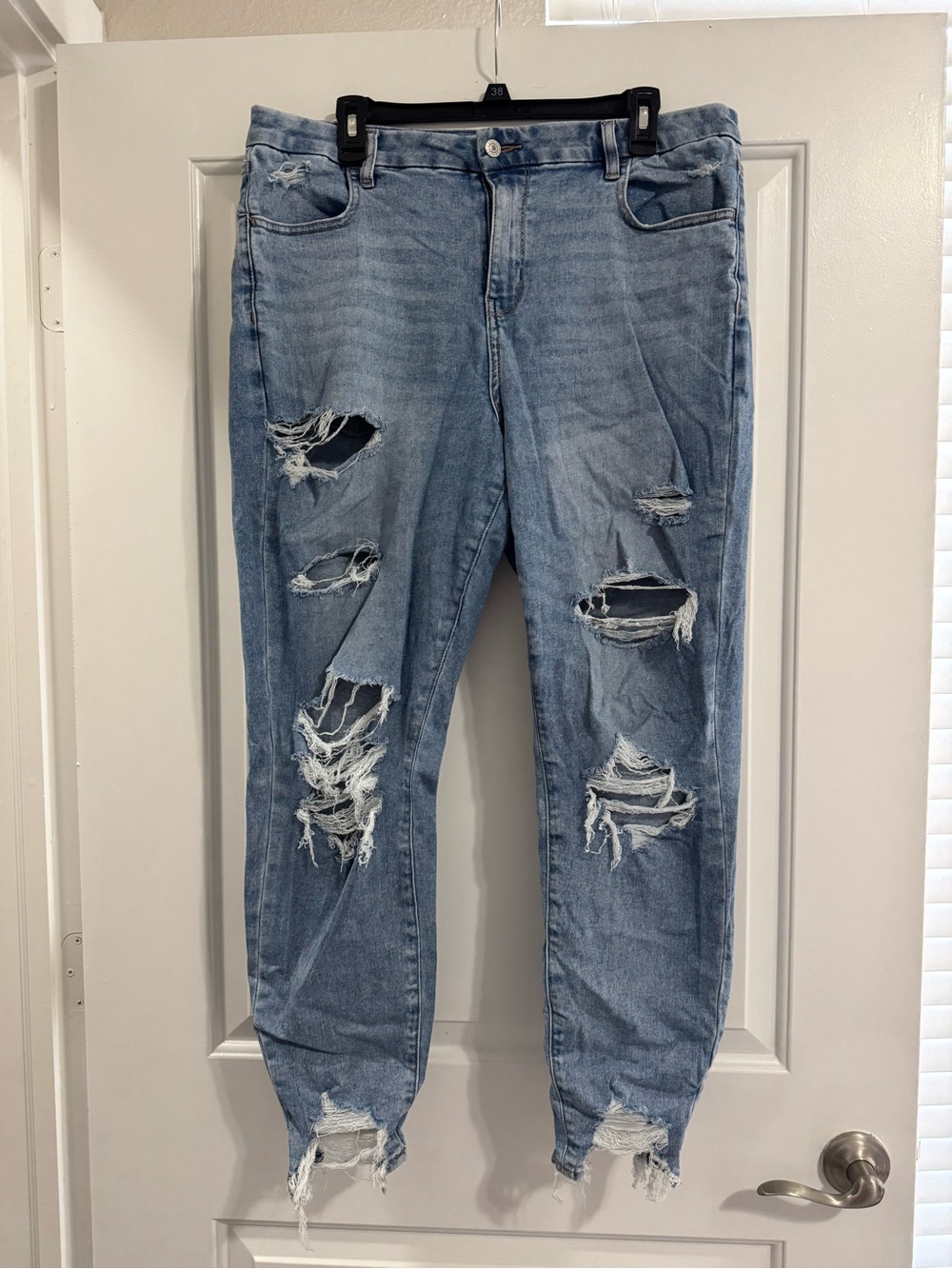 American Eagle skinny jeans